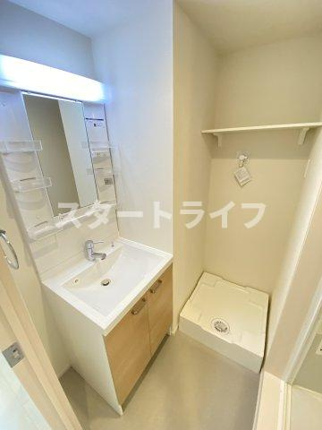 大阪市淀川区木川東１丁目のアパートの洗面所