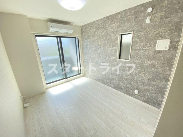 大阪市淀川区木川東１丁目のアパートの居間・リビング