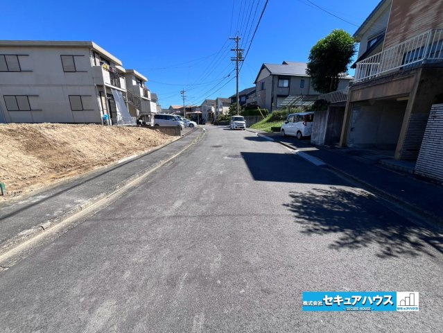 【同施工物件ご案内可能】知多郡東浦町大字森岡字濁池　全2棟の前面道路含む現地写真|事前予約にて現地ご見学いただけます！お気軽にお問い合わせください♪
■株式会社　セキュアハウス■
住宅ローンに強く、知識、経験豊富なスタッフ在籍
お客様に寄り添い、ご成約後もサポート致します。