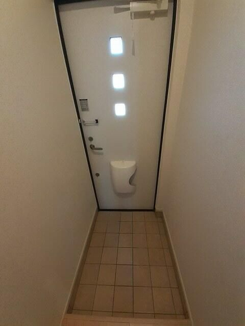サニーベールＫの玄関