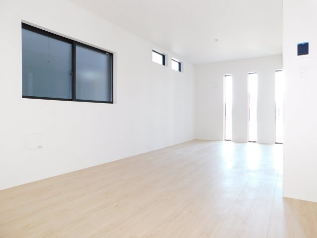 名古屋市北区東味鋺３丁目の新築一戸建の居間・リビング|◇リビング◇　　明るく広いリビング１７．８帖　家族が集まってもゆとりのある空間♪