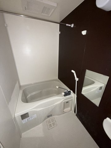 フジパレス尼崎三反田Ⅰ番館の浴室