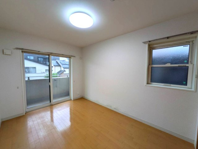 宝塚市南口２丁目のマンションの洋室|個人の部屋や寝室として使える洋室です