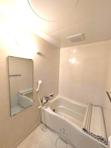宝塚市南口２丁目のマンションの浴室|お風呂です