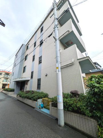 宝塚市南口２丁目のマンションの外観