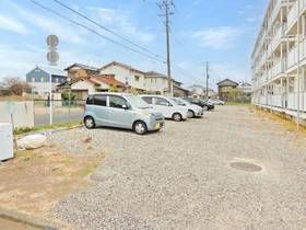 ビレッジハウス早野２号棟の駐車場