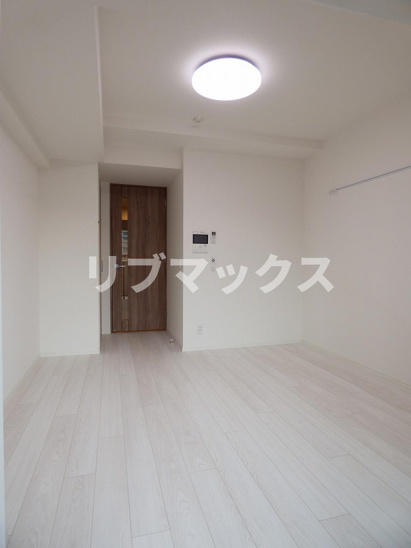 【居間・リビング】ガーラ・クレスタ横濱関内 