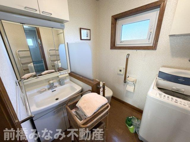 【中古】前橋市下大島町　３LDKの独立洗面台|独立洗面台、小物を置くことができて便利です。（残置物はお引渡し時までに撤去予定です）