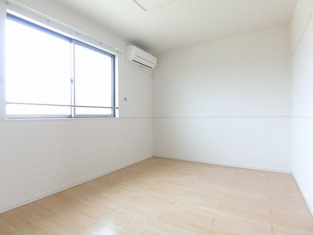 ツイル　フィールドの内装