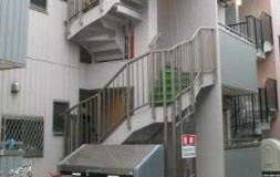 エルミータ荏原のエントランス