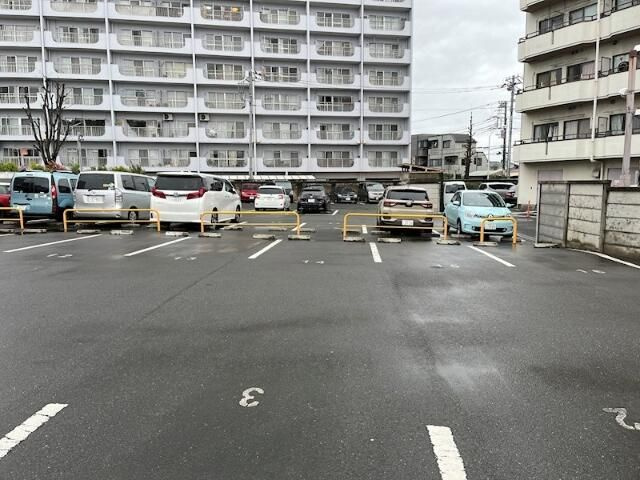 【駐車場】 | ロイヤル二ノ橋ビル