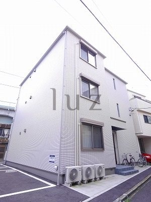 エセンシアデルリオの外観