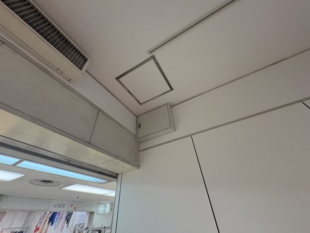 船場センタービル８号館の内装