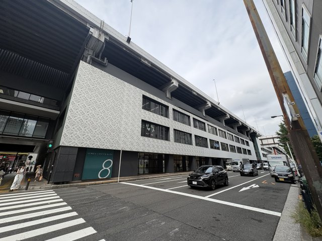 船場センタービル８号館の外観
