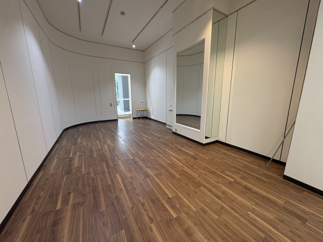船場センタービル８号館の内装