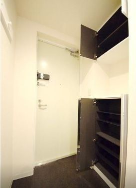 【玄関】 | b CASA門前仲町（ビーカーサ門前仲町）