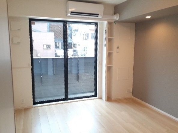 ローレルＷｅｓｔの居間・リビング|こちらの居間で趣味の時間をお楽しみください