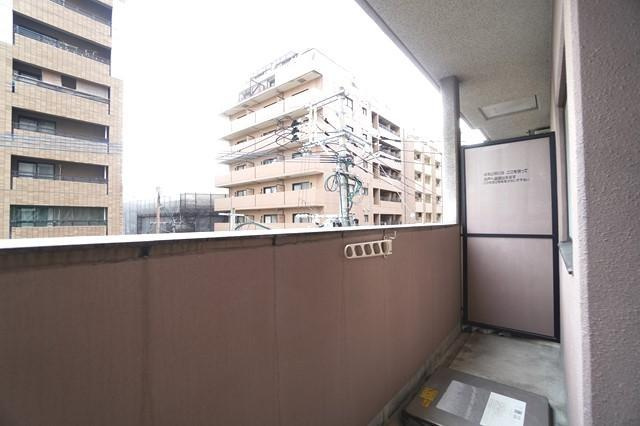 アソシアグロッツォ平尾のバルコニー