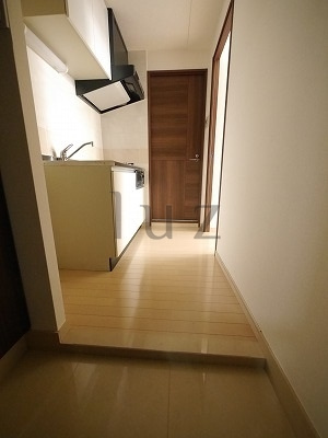 レグラス横浜西口の玄関