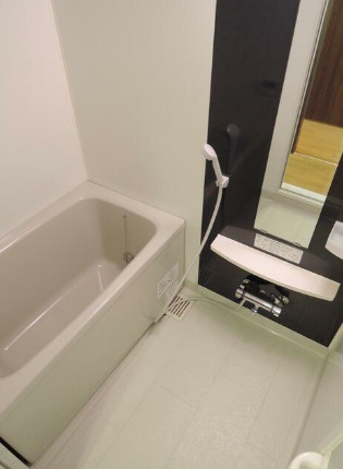 レクレドール豊洲の浴室|コンパクトで使いやすいお風呂です