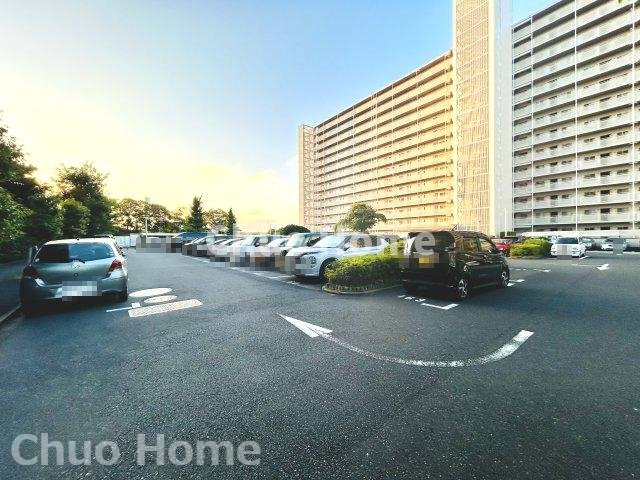 ボナハイツ中川1号棟の駐車場|【敷地内駐車場】最新の空き状況や費用などの詳細は担当スタッフまでお問い合わせください。