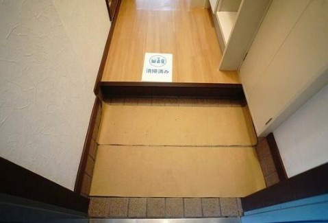 【玄関】