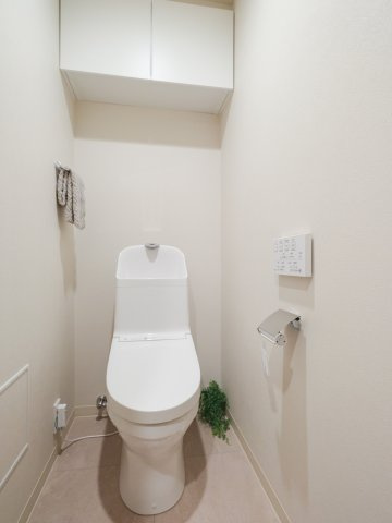ラ・フォルム池尻大橋のトイレ|ラ・フォルム池尻大橋：ウォシュレット機能付きトイレです！