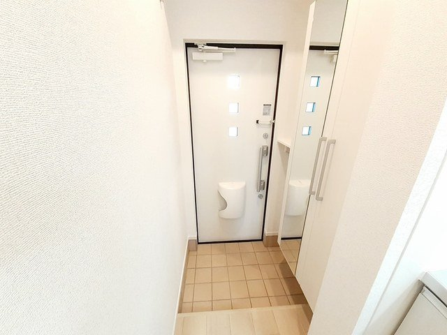 アクア　ソラスの玄関