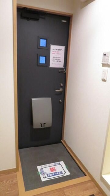【玄関】 | リースランド十条 | 収納もある玄関です