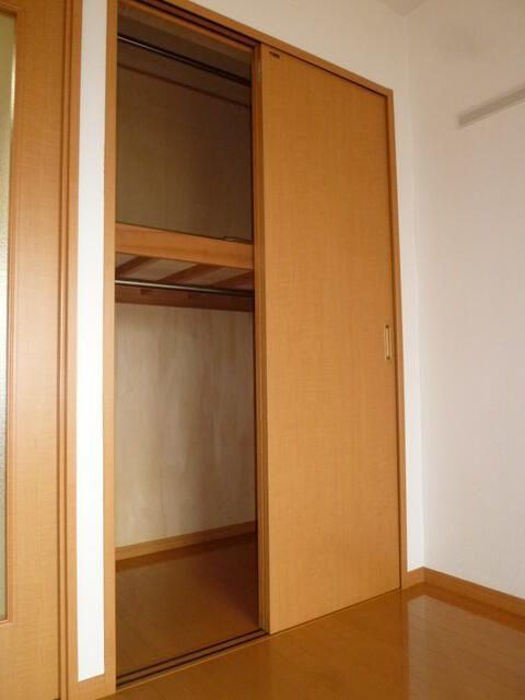 ロイヤルコート氷川台の収納