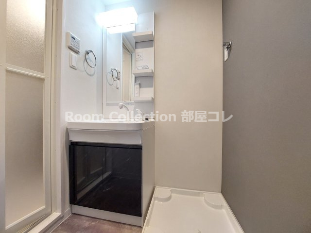 S-RESIDENCE尾頭橋clarityの洗面所|※同物件他部屋写真
反転、色違いの場合有
現況優先