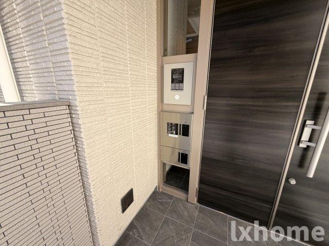 ローズメゾンＹのエントランス|ゆとりのあるエントランスです