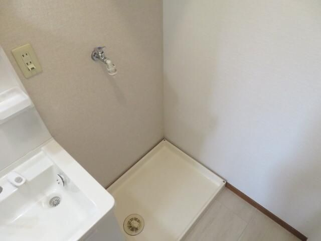 越谷市瓦曽根３丁目のアパートの設備