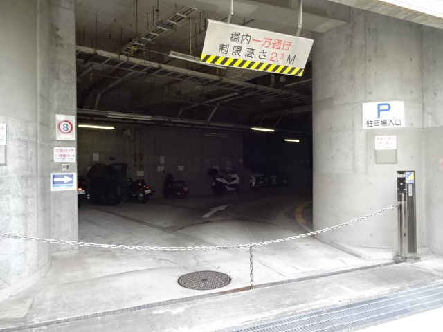 マークス亀戸の駐車場