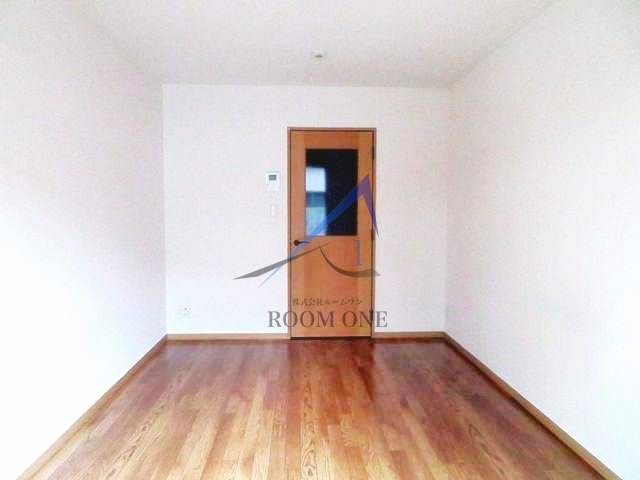 リースランド十条の居間・リビング|洋室のお部屋です。