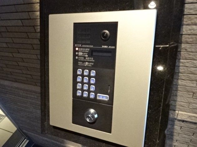 アートヴィラージュ亀戸のエントランス