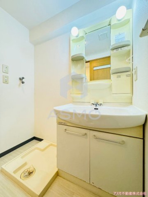 【洗面所】 | ラ・トゥール | 同マンション別部屋　参考写真