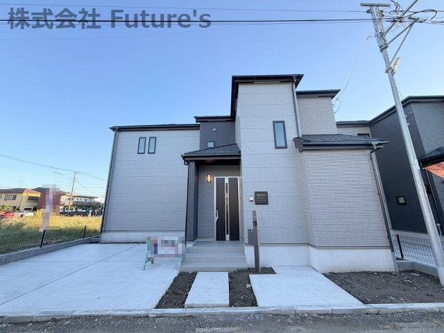 三郷市高州1丁目　新築戸建　全2棟　B号棟の外観|バス停が近く駅までのアクセスも良好◎