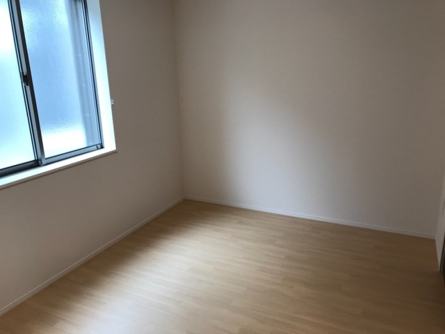 鎌倉市笛田３丁目のアパートの寝室