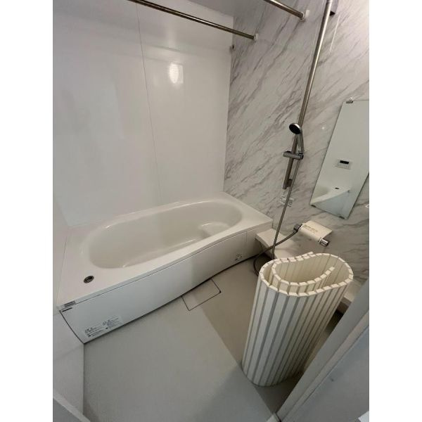 クレセールの浴室