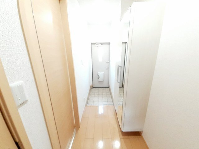 プリムローズ・セカンドの玄関