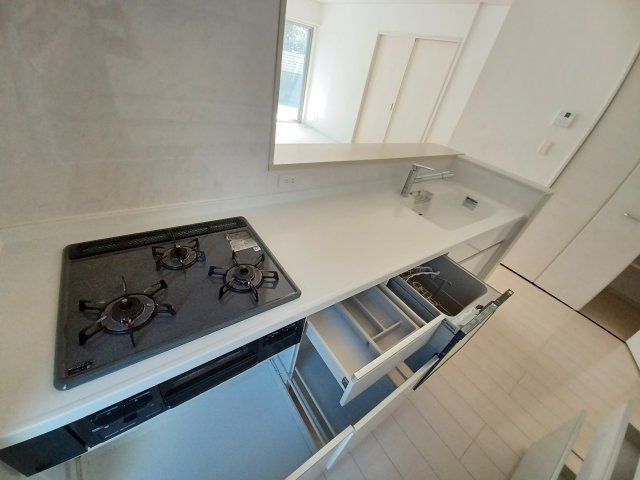 東松山市加美町2-7戸建のキッチン|収納
