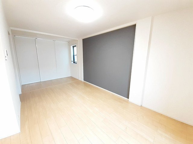 オークモントＢの居間・リビング