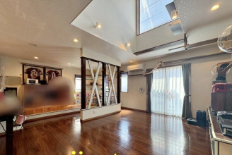 【居間・リビング】 | 白岡市西8丁目　中古戸建