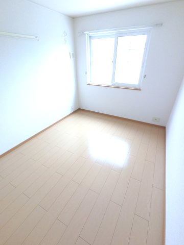 【寝室】