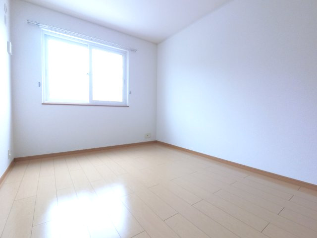 【寝室】