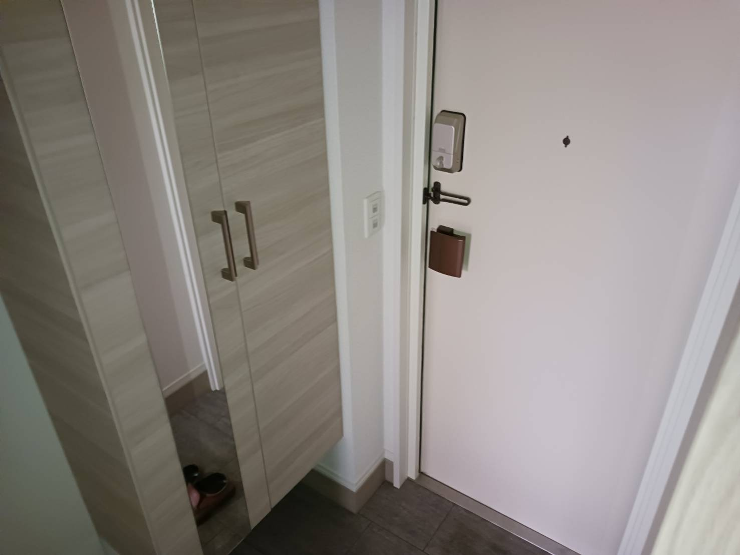 East Side Residence2の玄関