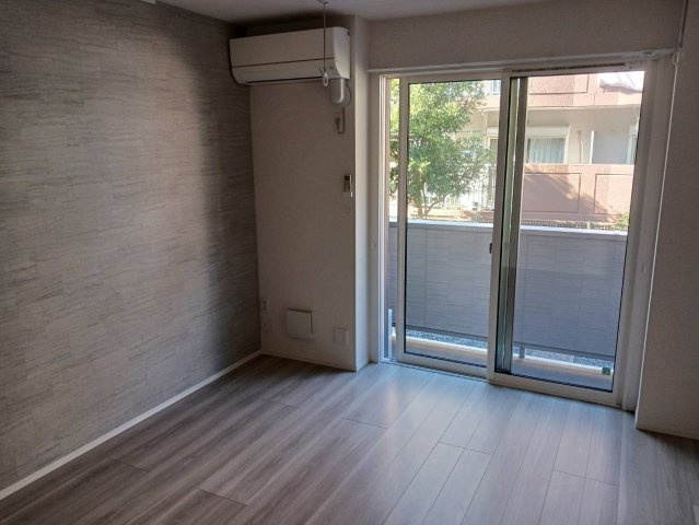 East Side Residence2の居間・リビング