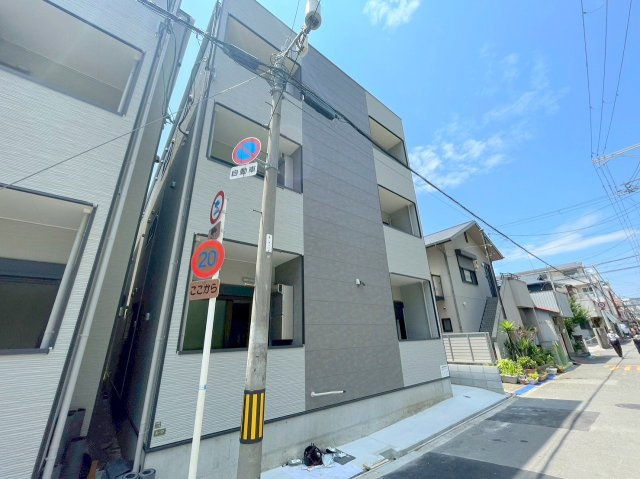 Iris淡路の外観