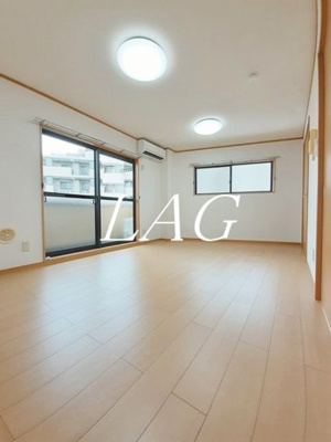 【居間・リビング】 | ソフィア天沼町 | 洋室のお部屋です。